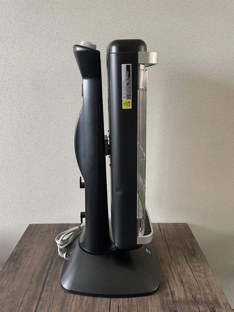 アラジン　遠赤グラファイトヒーター AEH-2G10BJ　2022年製