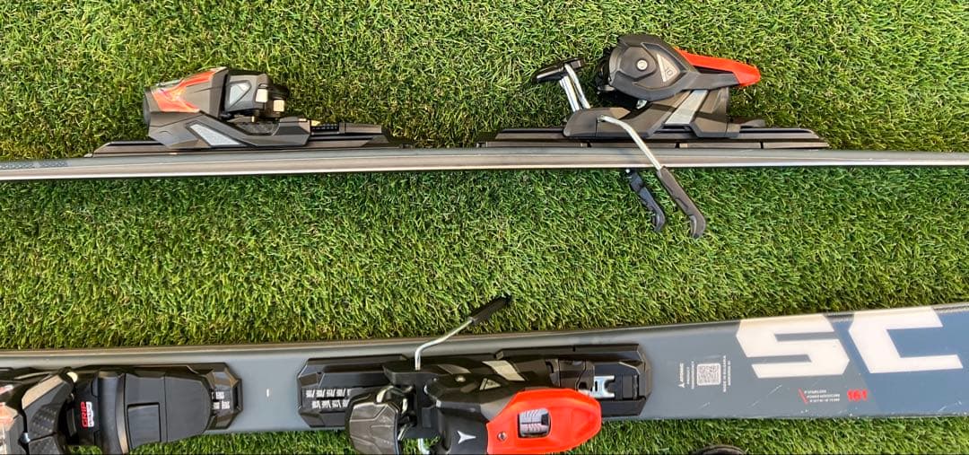 アトミック レッドスターREDSTER SC M10 GW24/25 161cm