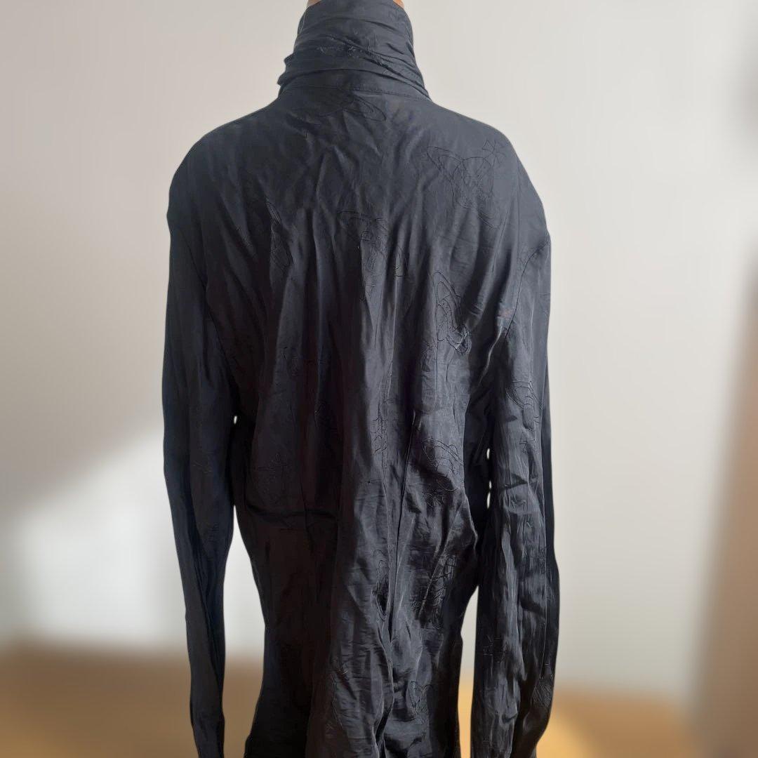 Vivienne Westwood 黒シャツ総オーブ柄アシンメトリーリボンタイ