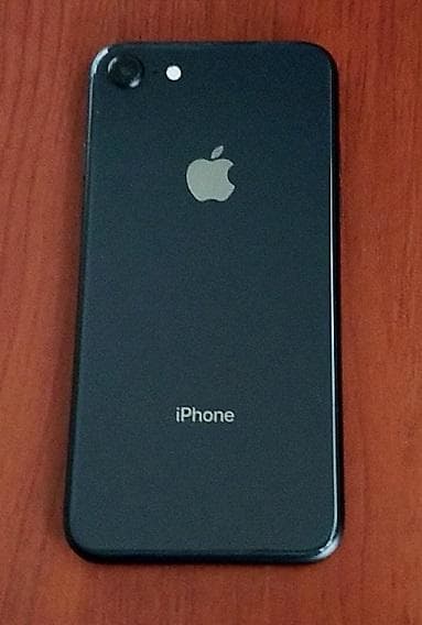 t*i様 Apple iPhone 8 本体 ブラック