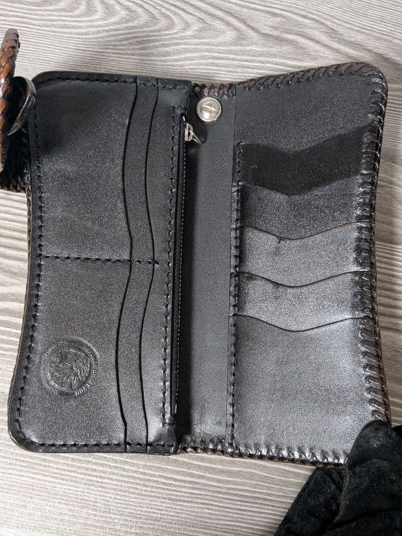 レザークラフトユウ　カービングパイソンヘビ革透かし彫り　本革長財布　ライダース