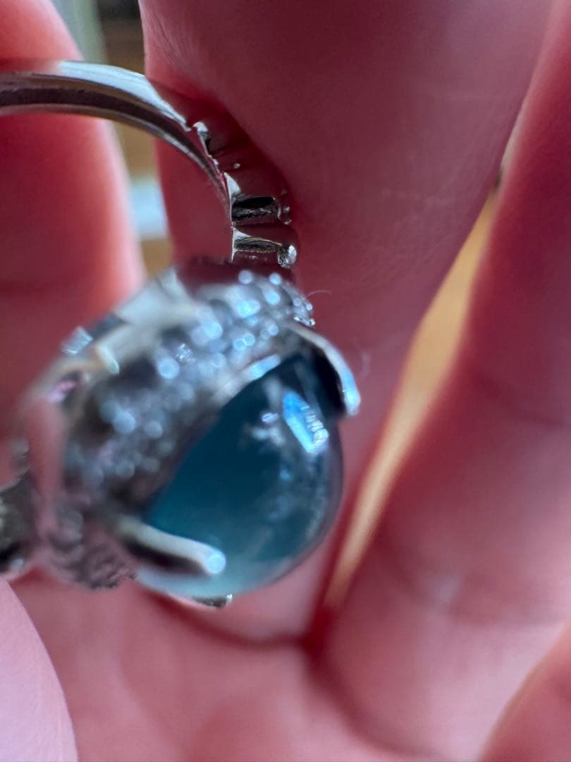 無処理天然A貨、高冰種本翡翠.オーバルカットリング　S 925金具 鑑定書付き