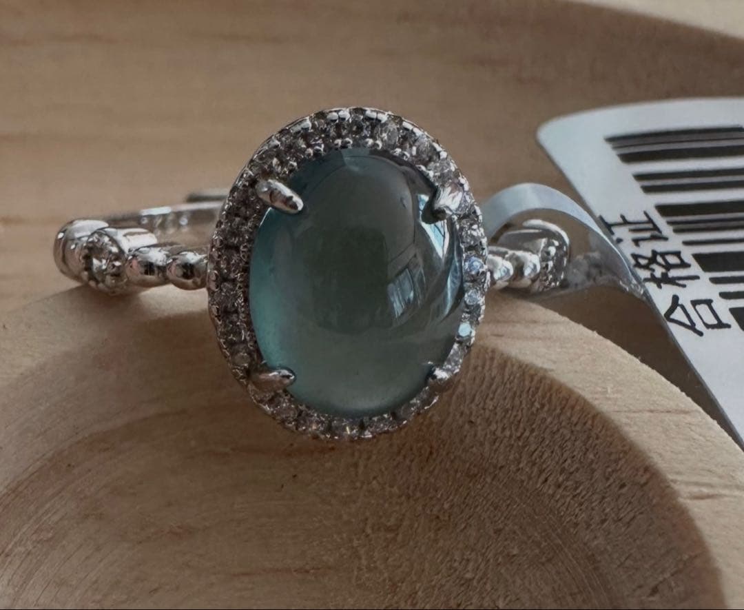 無処理天然A貨、高冰種本翡翠.オーバルカットリング　S 925金具 鑑定書付き