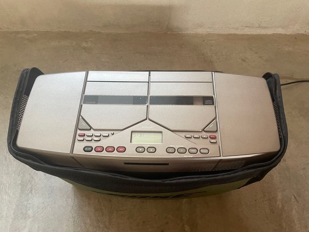 ラジオ・コンポ BOSE ACOUSTIC WAVE STEREO MUSIC SYSTEM