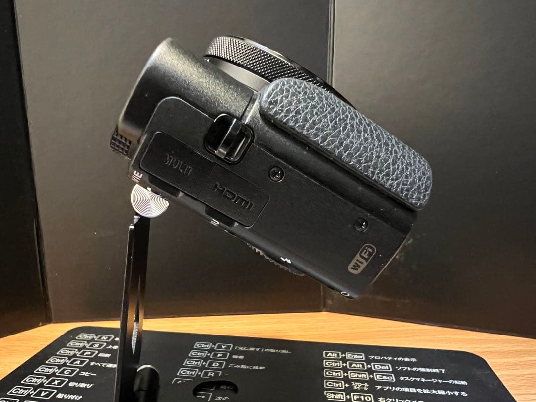 SONY cyber-shot dsc-rx100M5&三脚