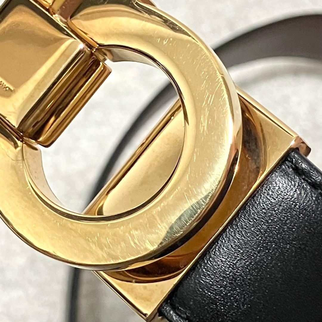 フェラガモ［ガンチーニ］ベルト　ゴールド金具　デカロゴ　レザー　レディース