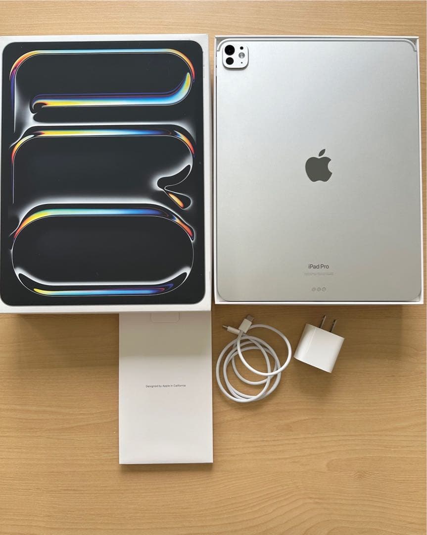 美品iPad Pro 13インチ 2024 Wi-Fi 256GBシルバーm4