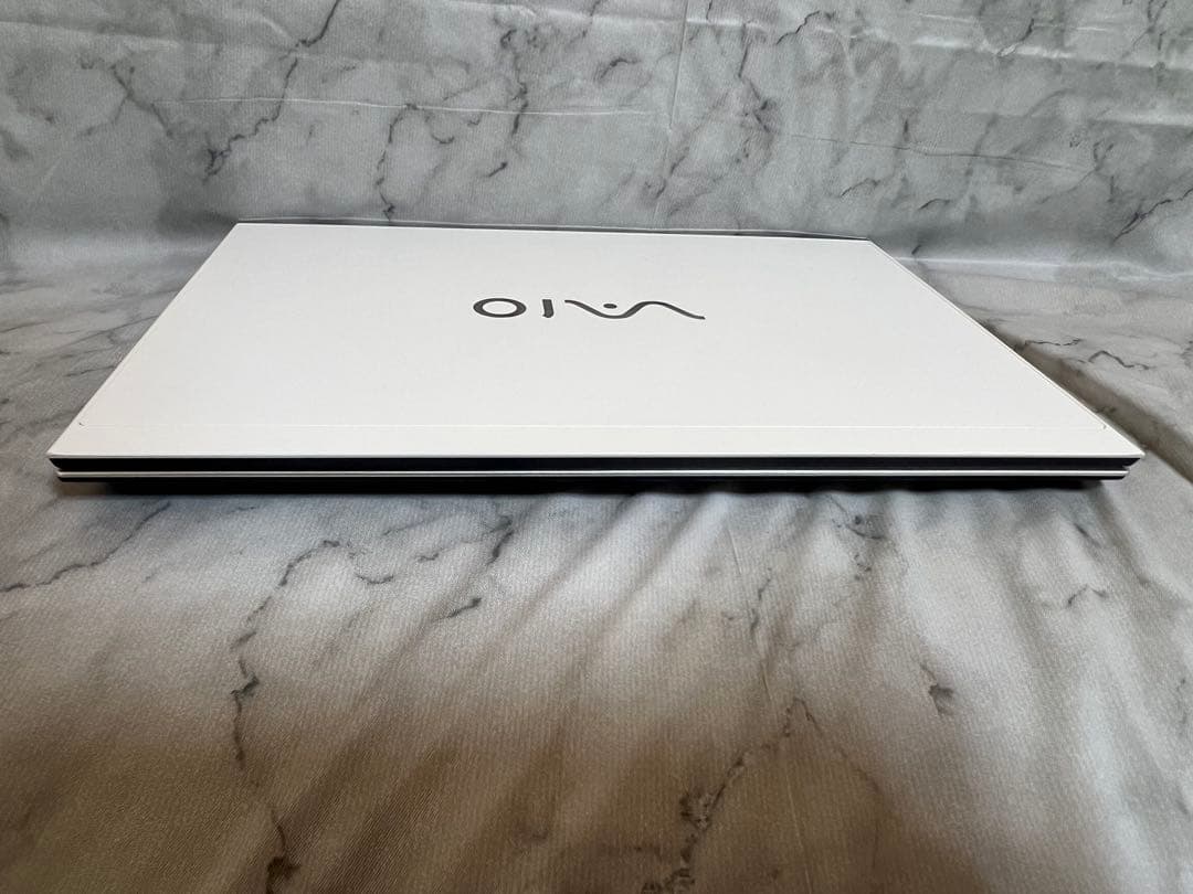 【美品】VAIO VJPF11C11N　8GB / 256 GB