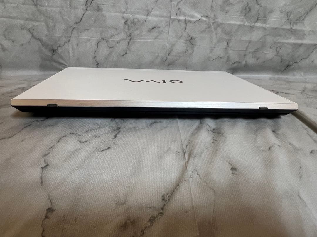 【美品】VAIO VJPF11C11N　8GB / 256 GB