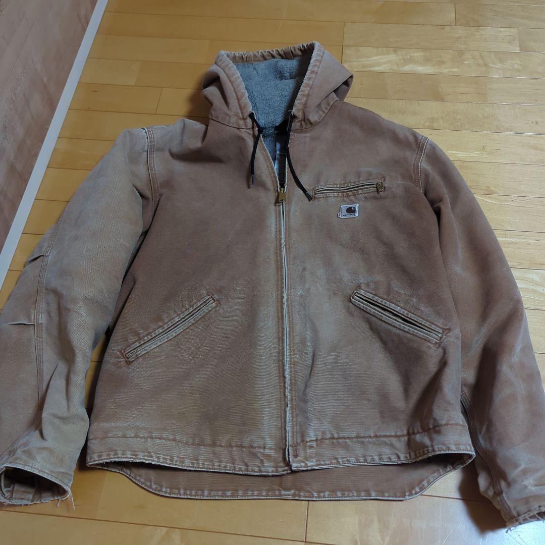 Carhartt フード付きブラウンジャケット