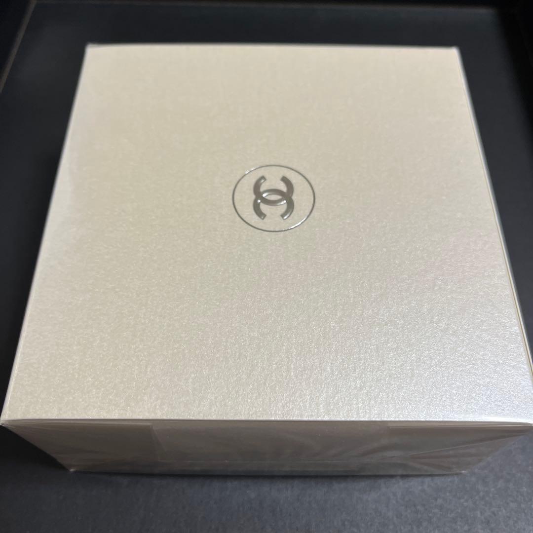 外箱フィルム未開封新品　チャンス　ボディクリーム200g