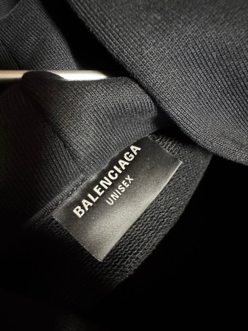 Balenciaga ブラック フード付きパーカー