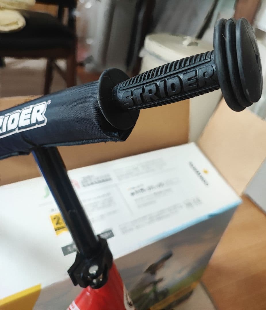 STRIDER バランスバイク 赤 12インチ スポーツモデル