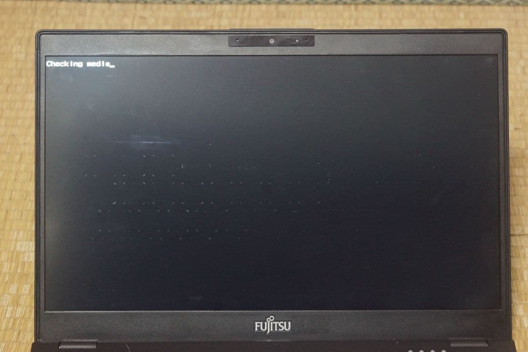 fujitsu u939 b 富士通　ノートパソコン　パソコン