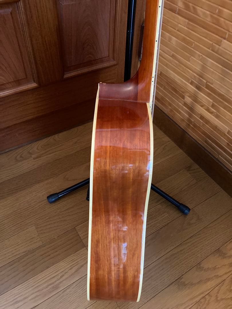 Morrisアコースティックギターモーリスジャパンヴィンテージ　ハードケース付