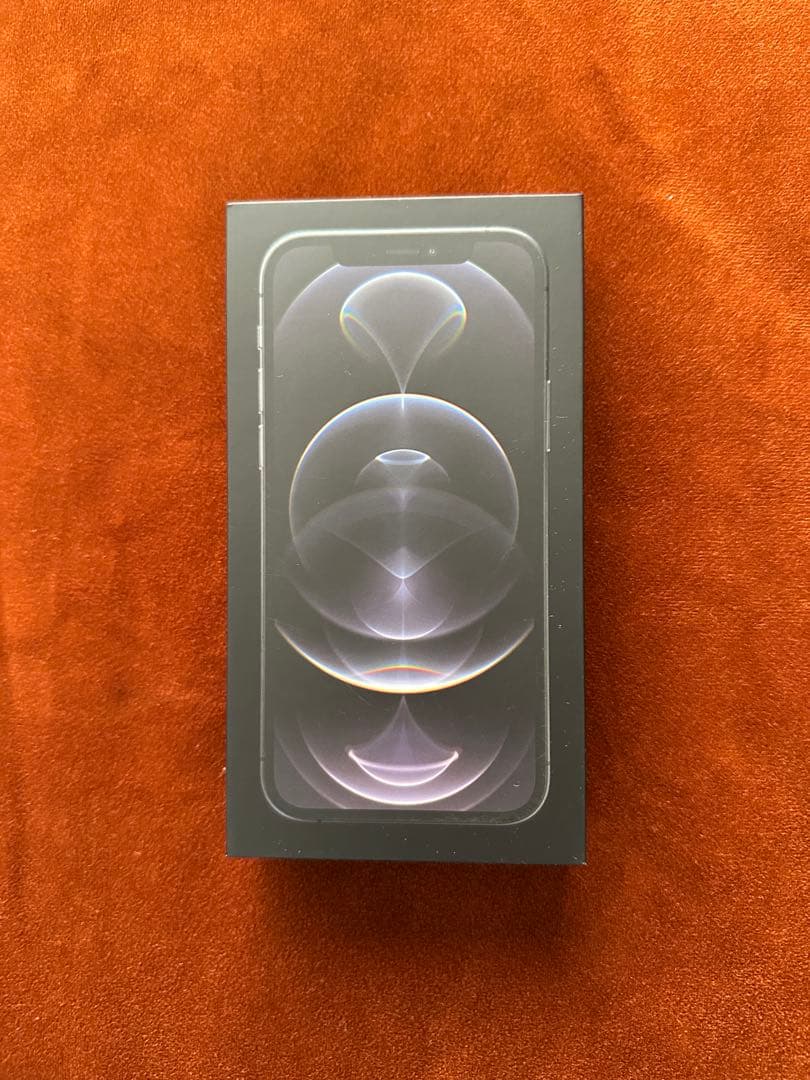 iphone12 pro esim解除　256GB 色グラファイト　①