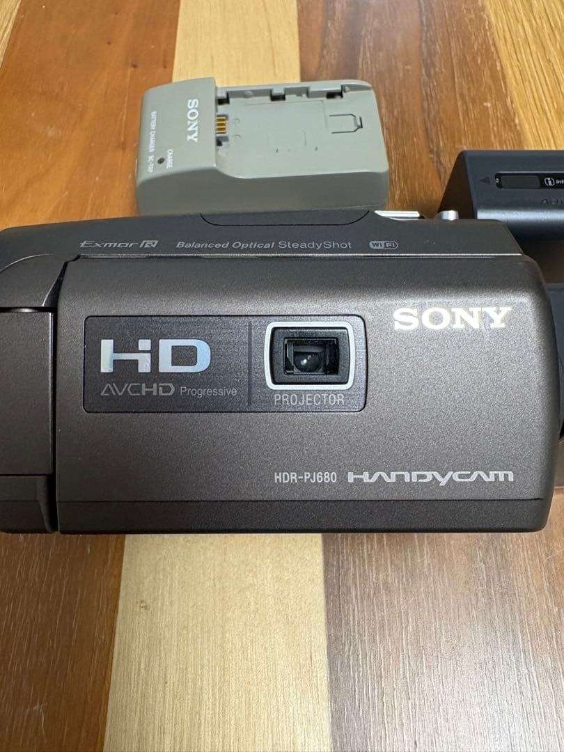 Sony HDR-PJ680 ビデオカメラ 本体