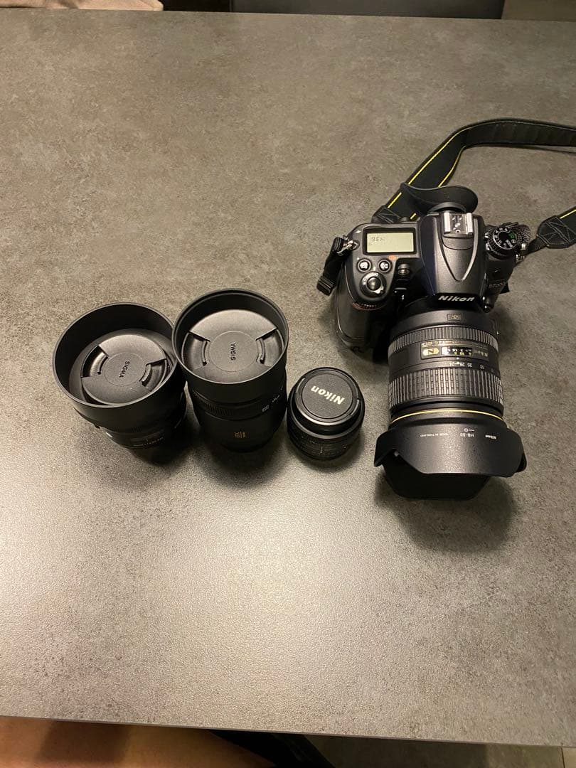 Nikon D7000 デジタル一眼レフ ショット1万以下