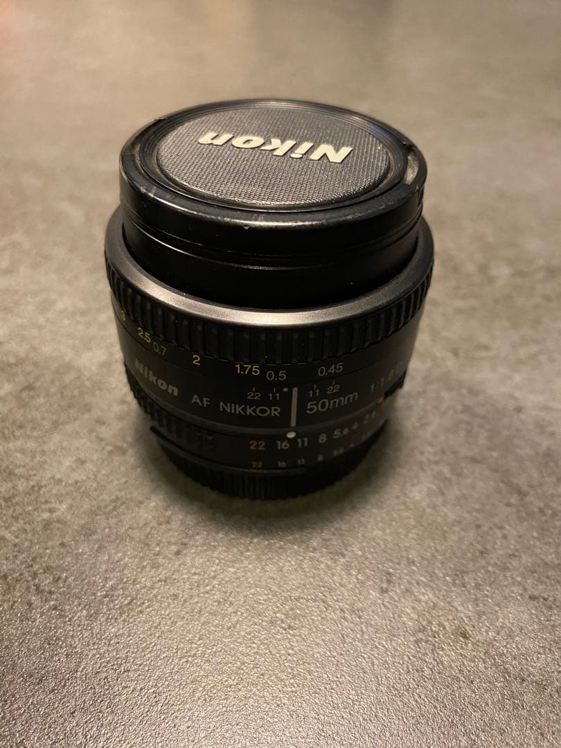 Nikon D7000 デジタル一眼レフ ショット1万以下