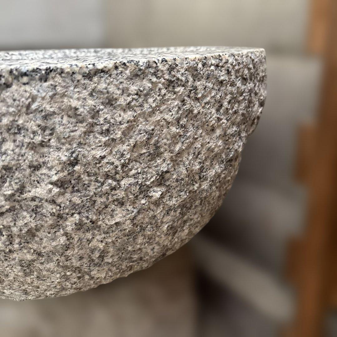 本格　イベント　餅つき　御影石　石臼　土台付き　大　直径約50cm