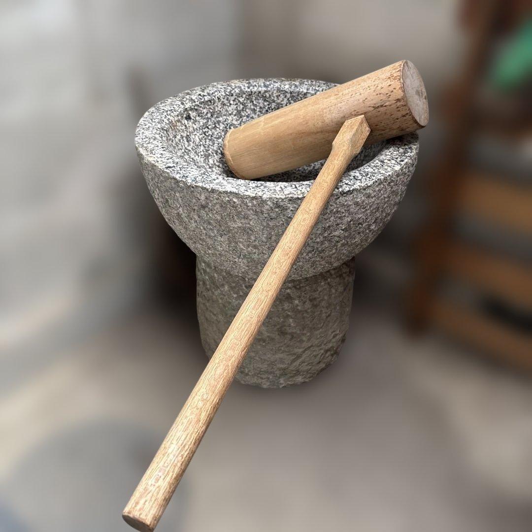 本格　イベント　餅つき　御影石　石臼　土台付き　大　直径約50cm