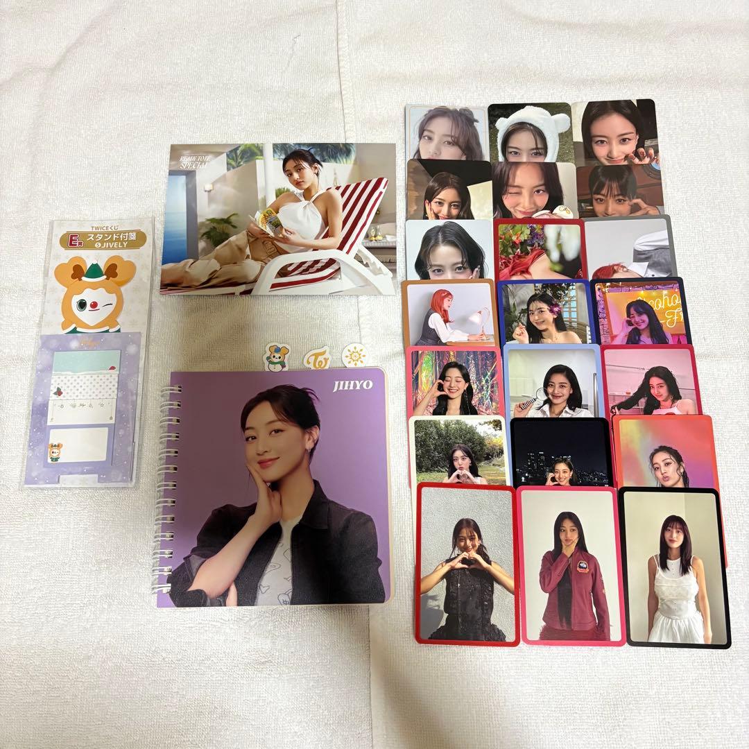 TWICE アルバム トレカ ぬいぐるみ ラブリー ラントレ ガチャ アクキー