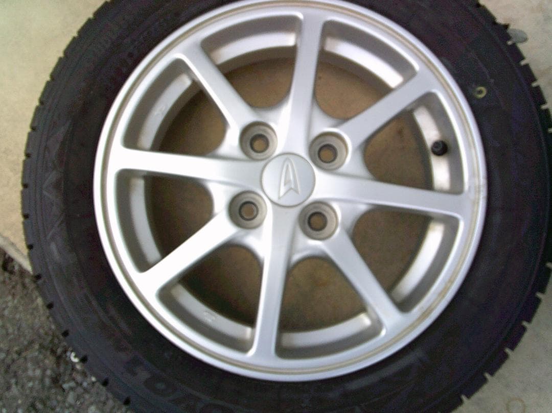 送料込★新品トーヨースタッドレス+ダイハツ純正★155/65R14★24年製★