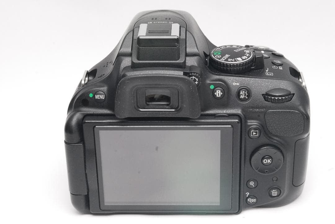 背筋✨️一眼レフ Nikon D5200 標準レンズセット カメラポーチ