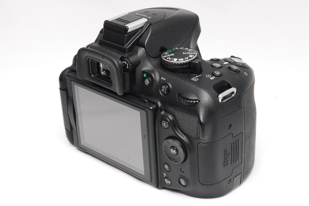 背筋✨️一眼レフ Nikon D5200 標準レンズセット カメラポーチ