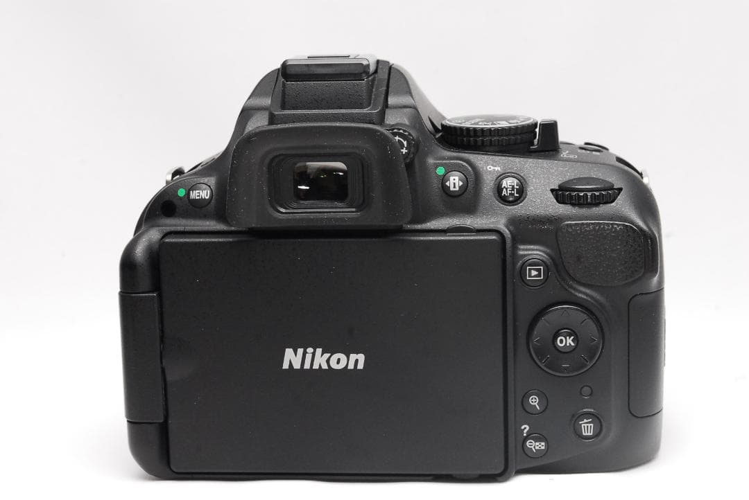 背筋✨️一眼レフ Nikon D5200 標準レンズセット カメラポーチ