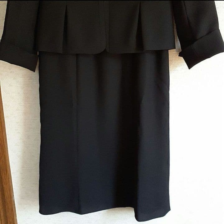 7号【東京ソワール】ブラックフォーマル　礼服　喪服　ジャケット&ワンピース