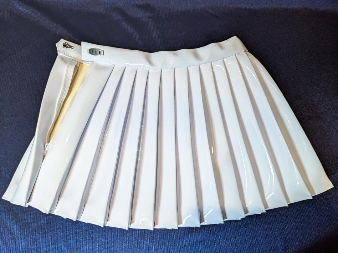 櫻 エナメルプリーツスコート ホワイト 白 丈30 30ひだ 2506