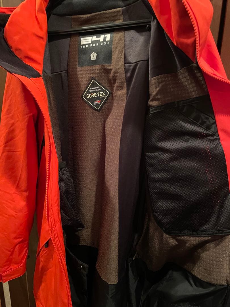 241 TWO FOR ONE スノーボードジャケット Sサイズ