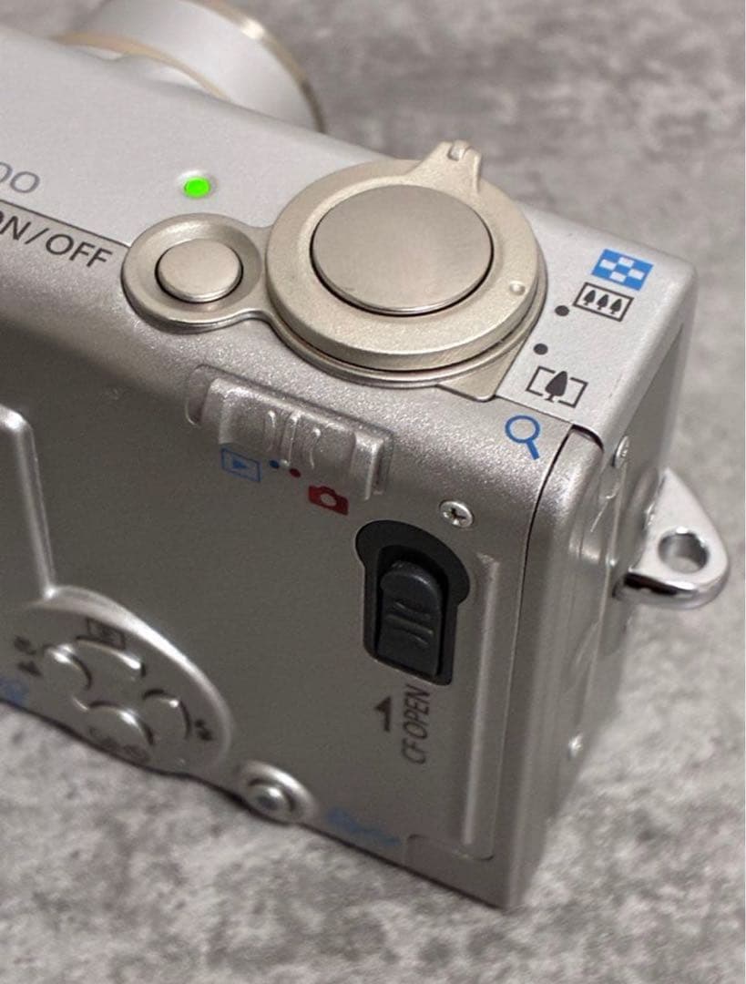 キャノン Canon IXY DIGITAL 500 シルバー PC1084