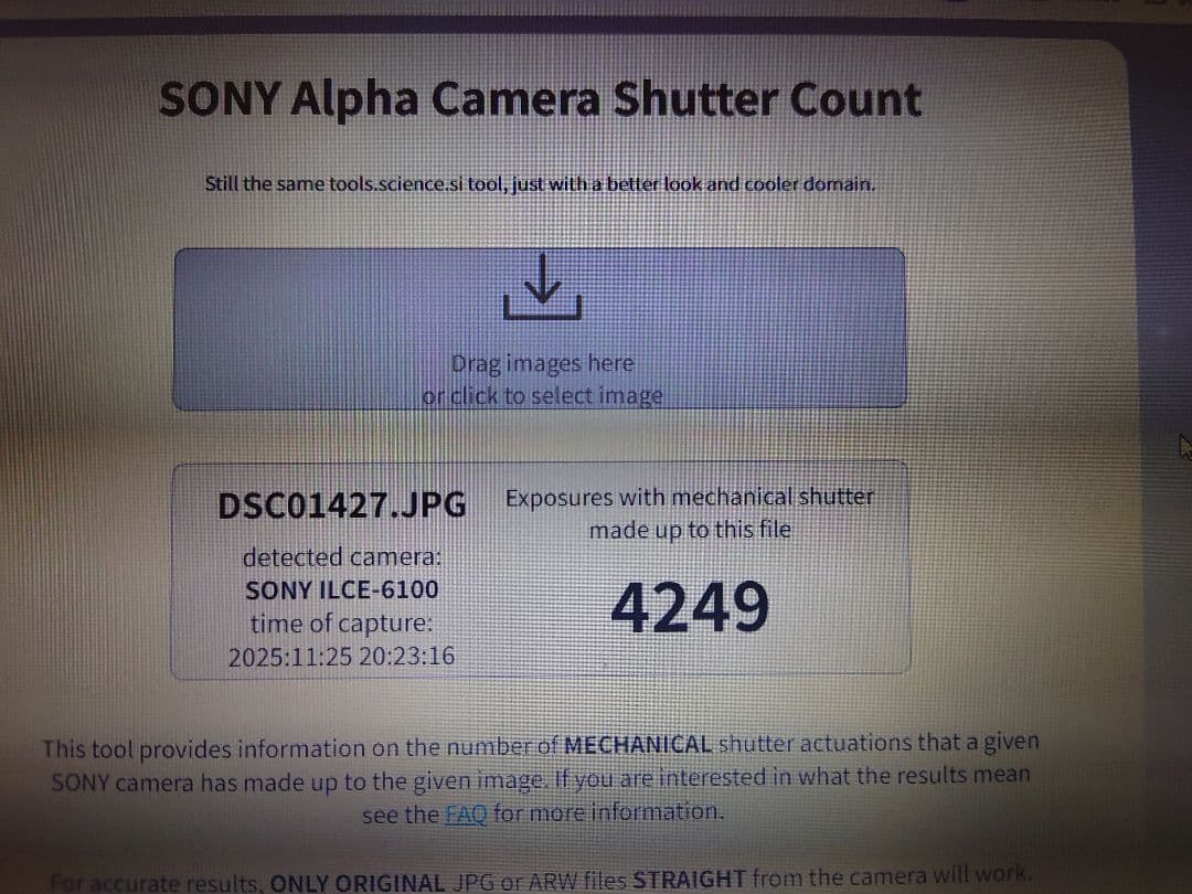 【美品】SONY α6100　ICLE−6100（ボディ）バッテリー2個