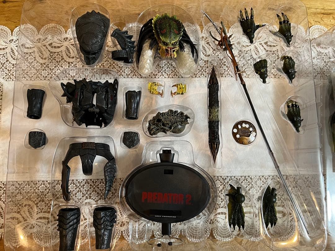 未使用品　ホットトイズ　プレデター2 ロストプレデター　1/6スケールフィギュア