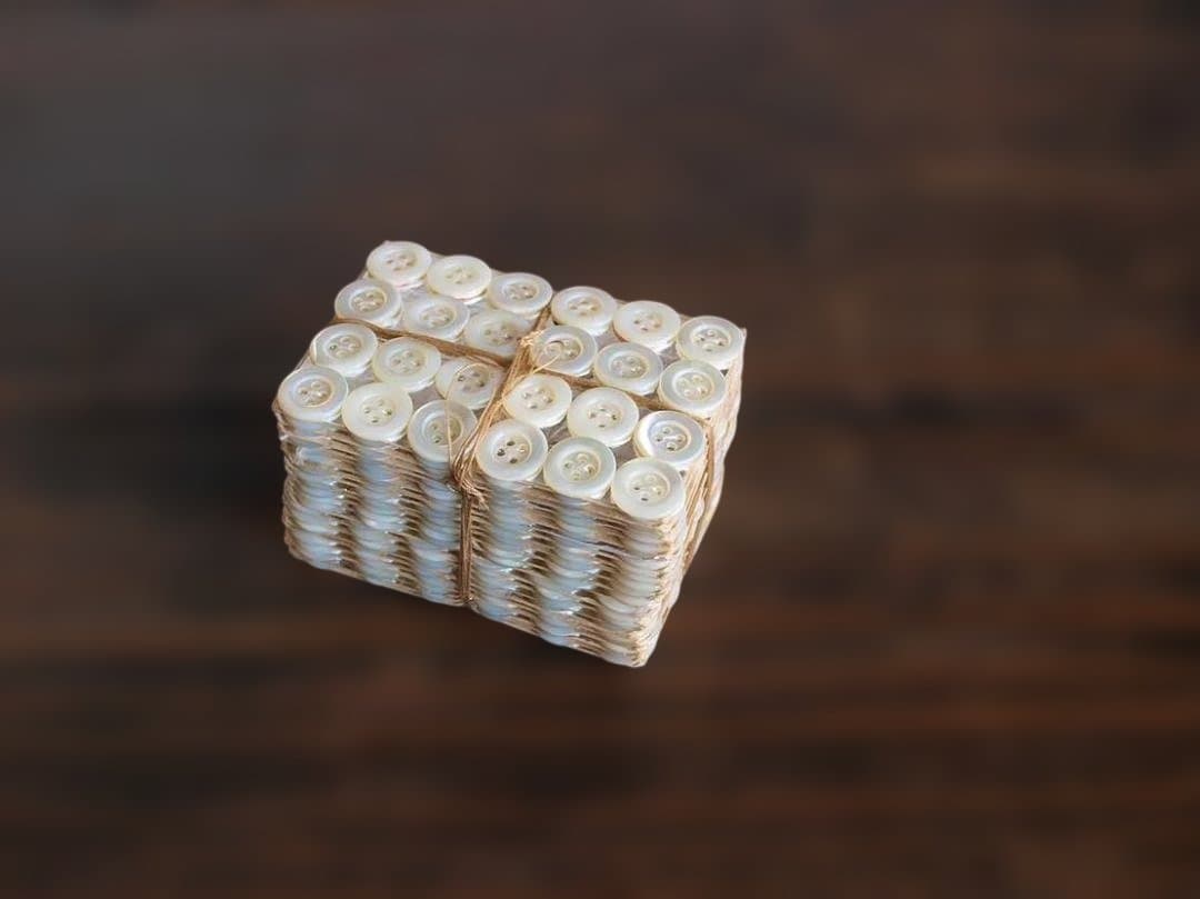 未使用シェルボタン 12mm 528個 貝ボタン マザーオブパール手芸/J889