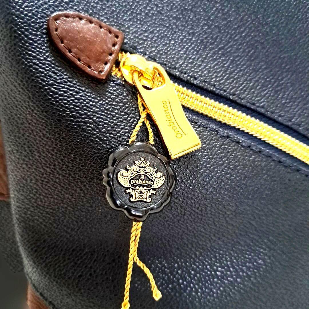 【美品】オロビアンコ レザーショルダーバッグ 革ロゴタグ&ゴールド金具 ネイビー