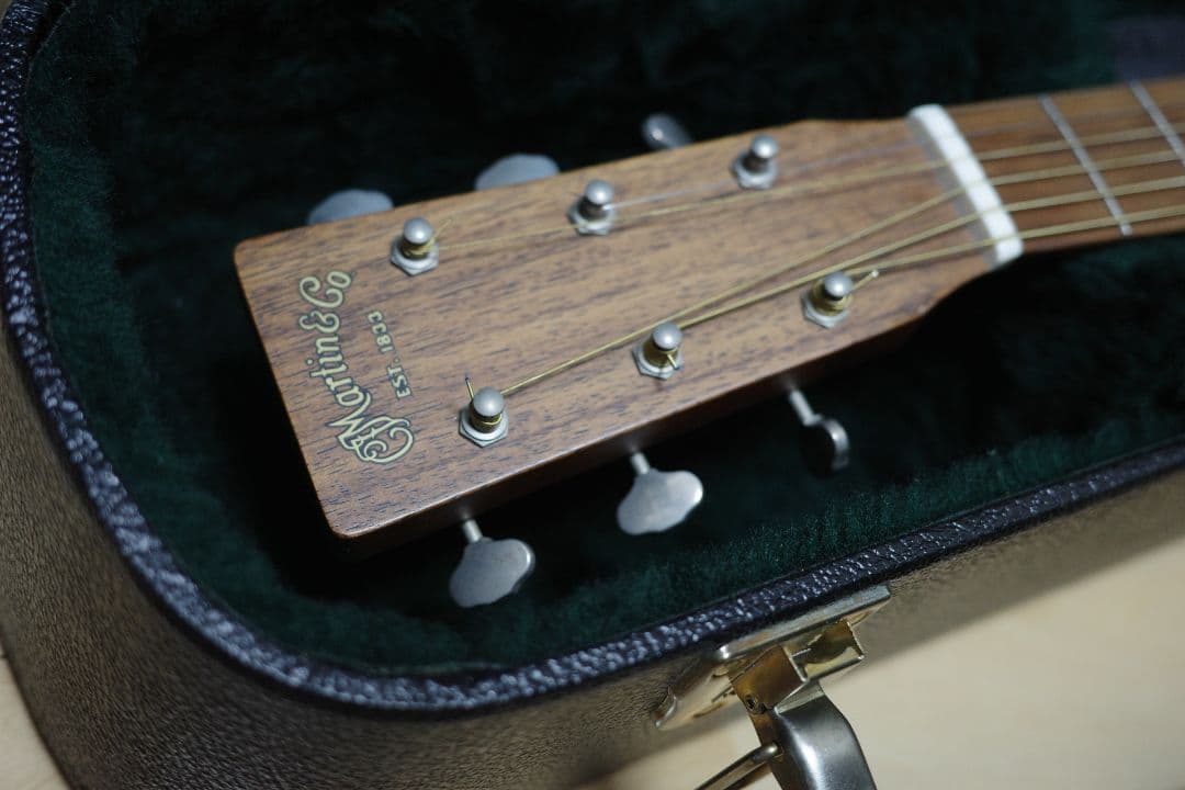 オールマホガニーMartin OO-15m