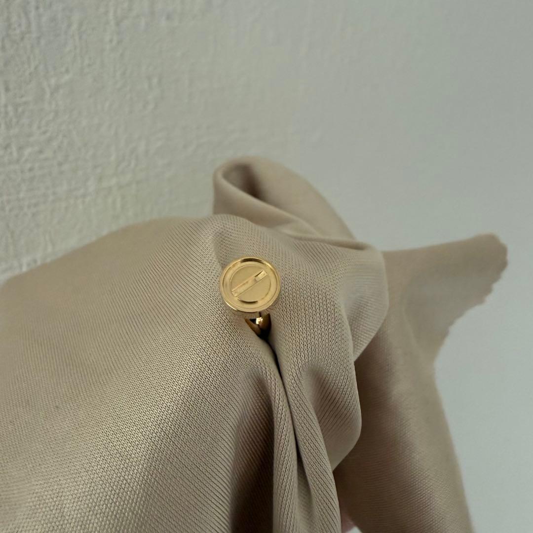 Cartierカルティエ LOVE シングルピアス YG（片耳用）