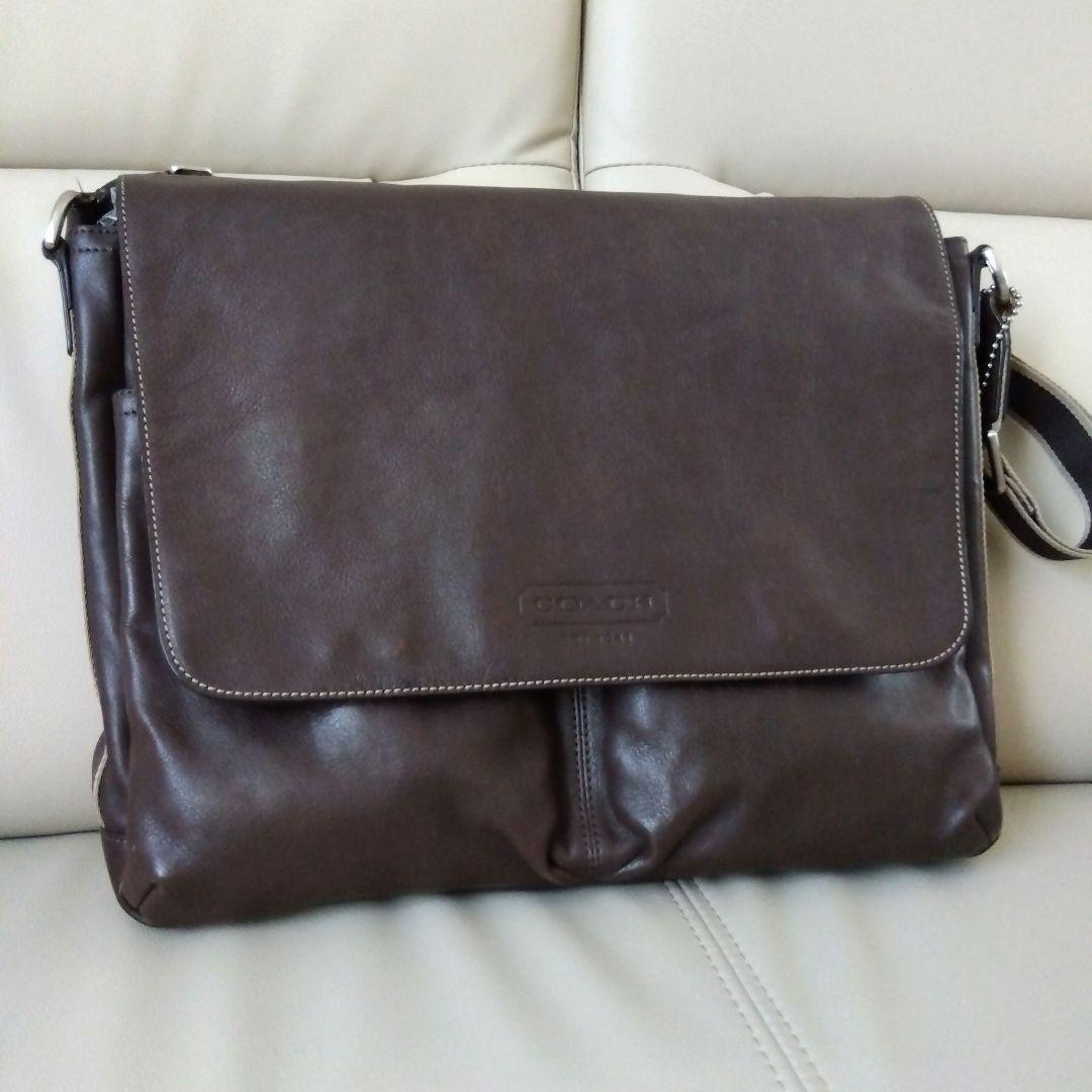 予約商品　コーチ COACH メッセンジャーバッグ ショルダービジネスバッグ