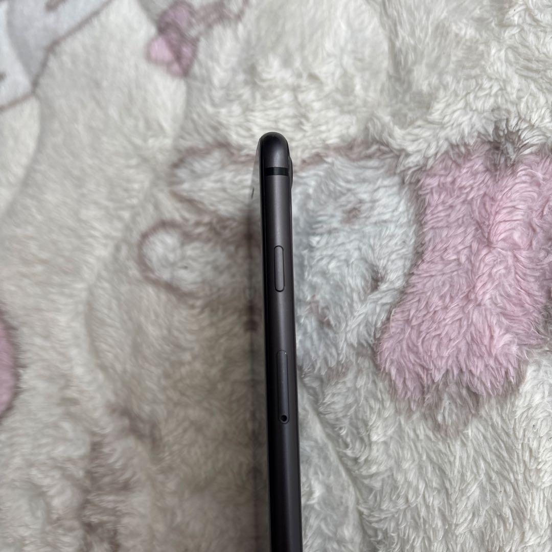 iPhone 8 スペースグレイ