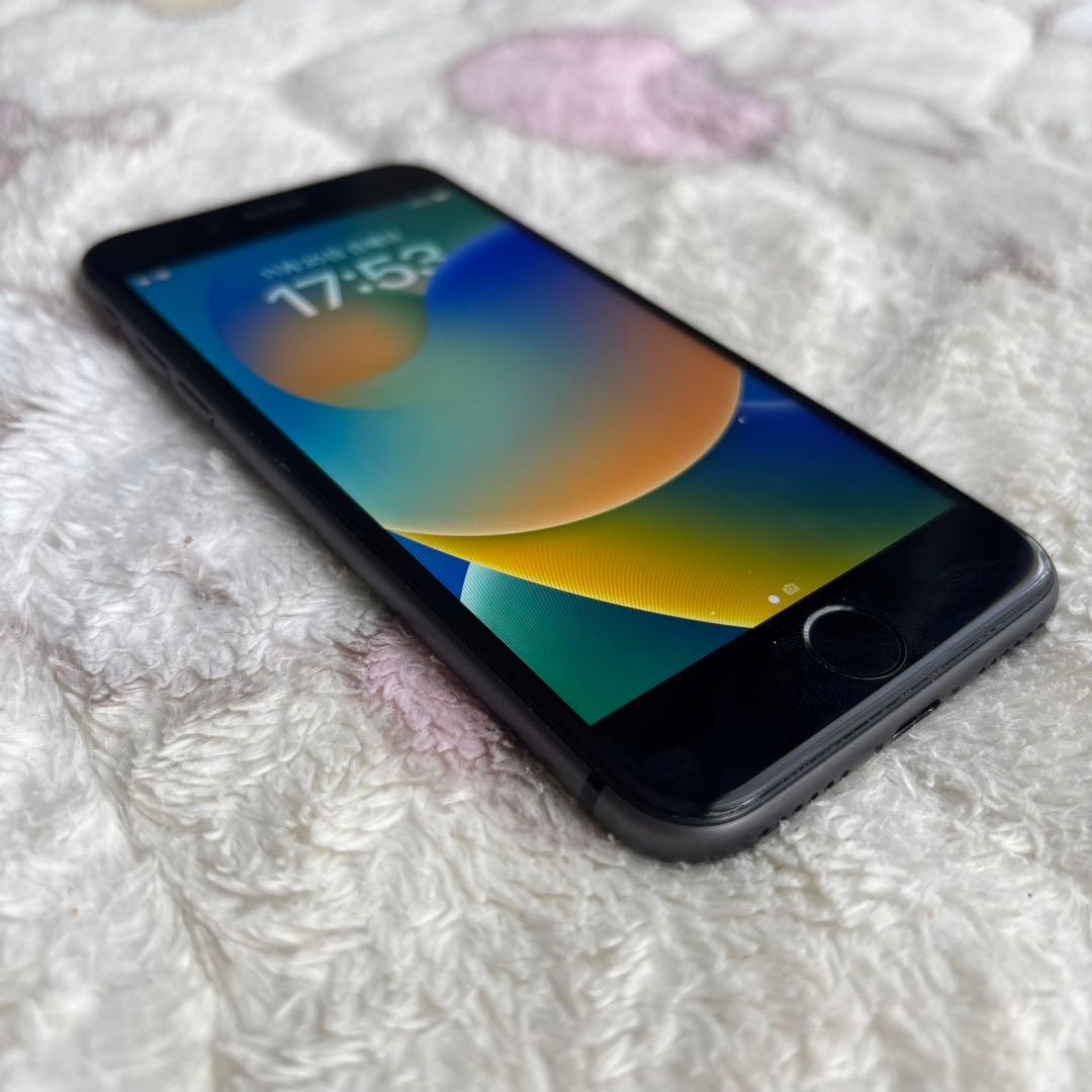 iPhone 8 スペースグレイ