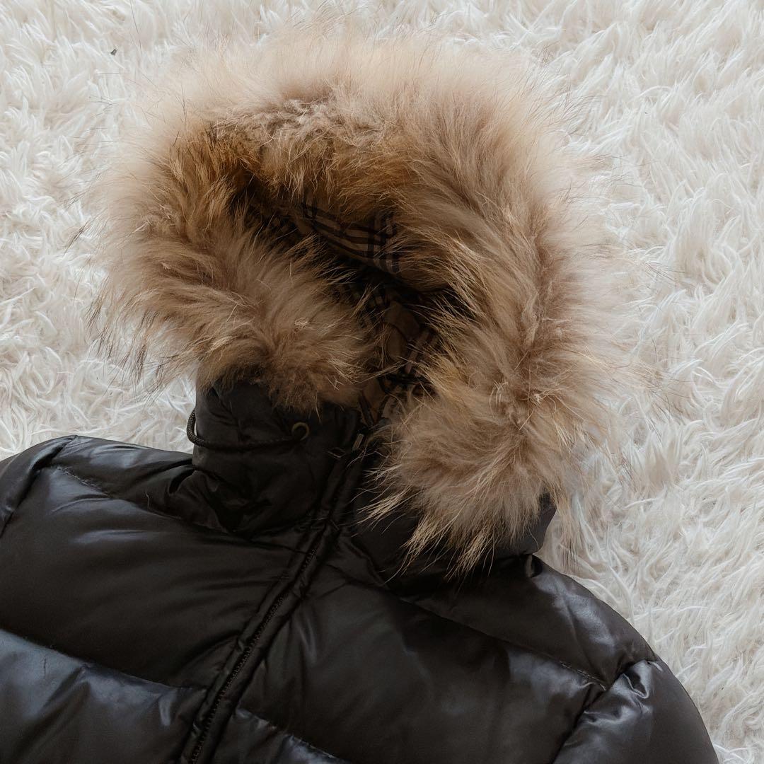 バーバリーブルーレーベル ラクーンファー ダウンジャケット ノバチェック 総柄