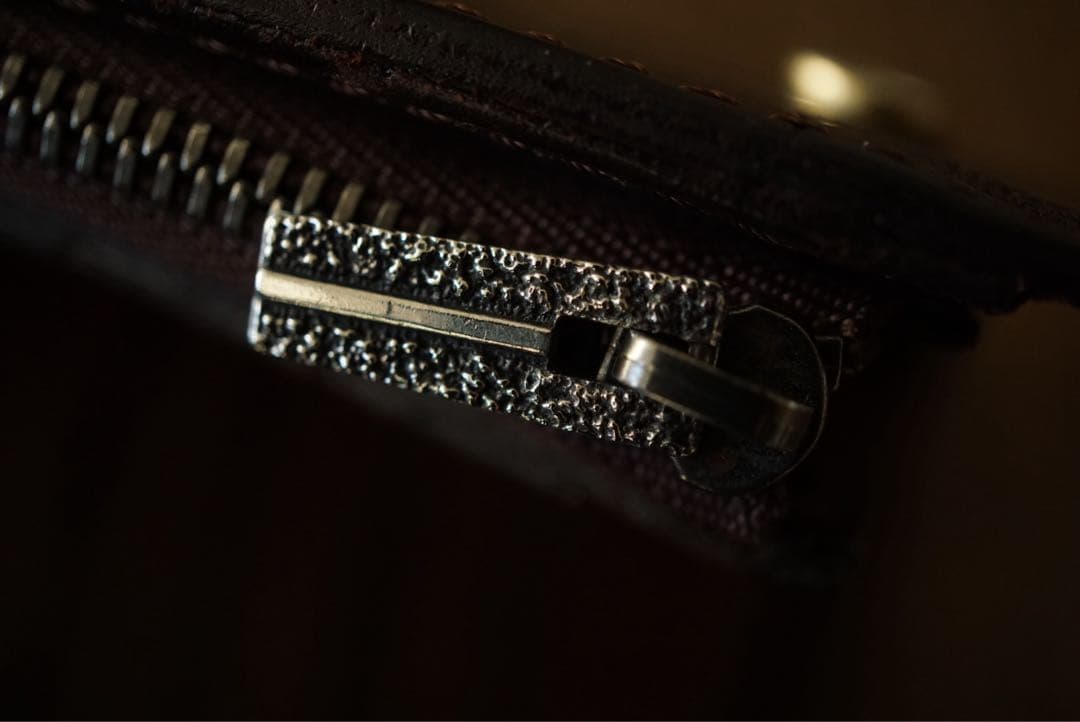 ク*ダ様 FUNNY クロコダイル ワニ革 コンチョボ タン 財布 ブラウン ウ