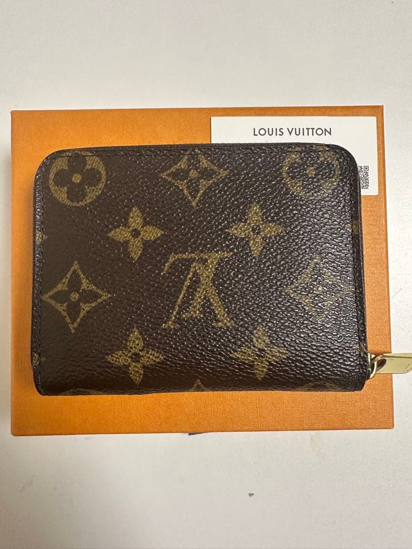 LOUIS VUITTON モノグラム ケース　パース