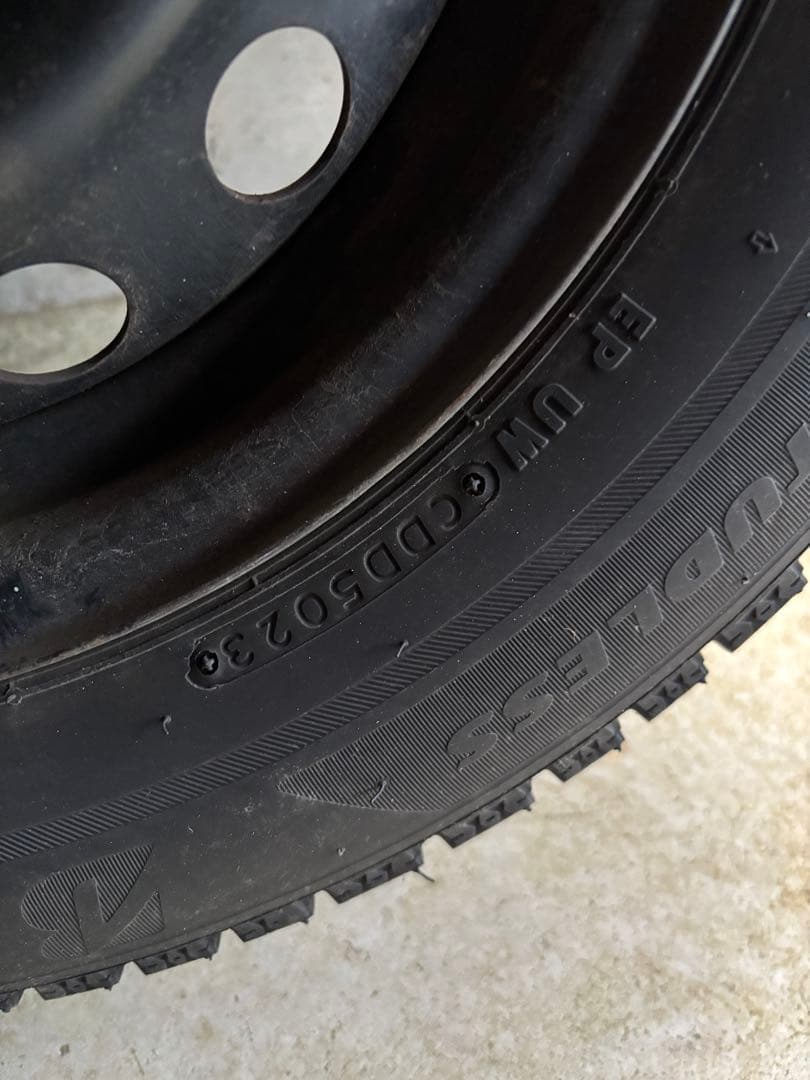 9*き様 スタッドレスタイヤ☆③④