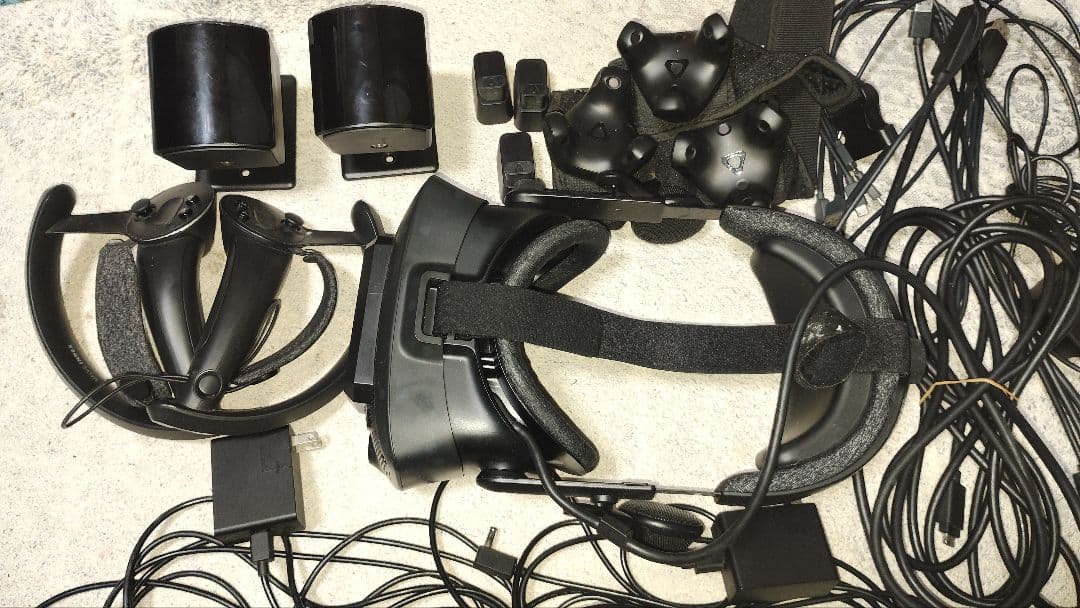 Valve Index フルトラ　コントローラー　VR　HMD　 トラッカー