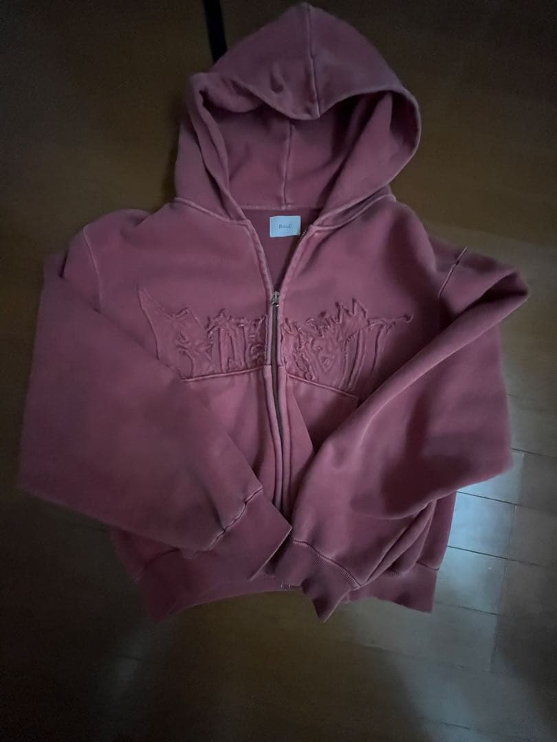 BLESSÜ ピンク ジップアップパーカー