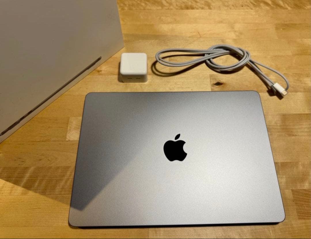 MacBook本体 MacBook Air M2 16GB 512GB 2022